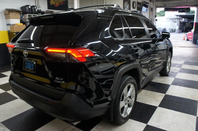 2021 Toyota RAV4 XLE Hybrid Premium AWD! - 22934381 - 6