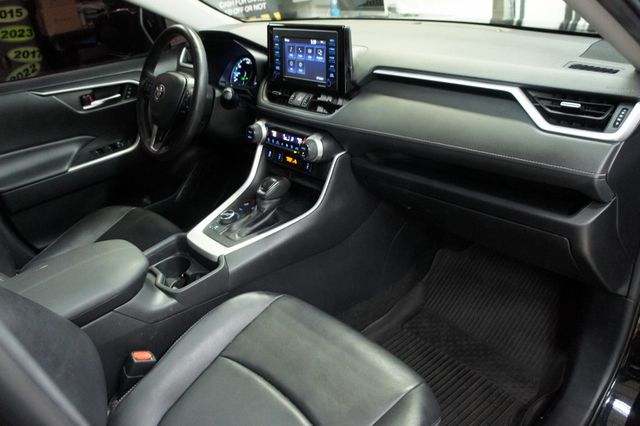 2021 Toyota RAV4 XLE Hybrid Premium AWD! - 22934381 - 8