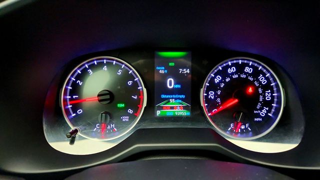 2021 Toyota RAV4 XLE Premium - 23011351 - 13