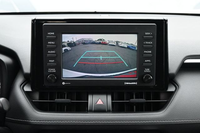 2021 Toyota RAV4 XLE Premium AWD - 22840943 - 11