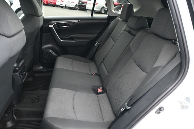 2021 Toyota RAV4 XLE Premium AWD - 22840943 - 14