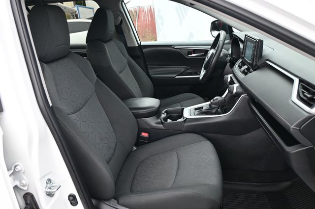 2021 Toyota RAV4 XLE Premium AWD - 22840943 - 15