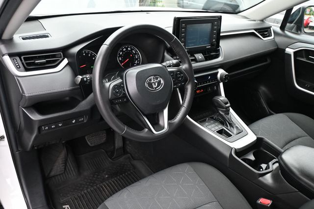 2021 Toyota RAV4 XLE Premium AWD - 22840943 - 6