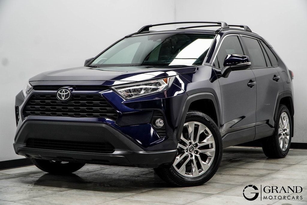 Used 2021 Toyota RAV4 XLE Premium with VIN 2T3A1RFV4MW230098 for sale in Kennesaw, GA
