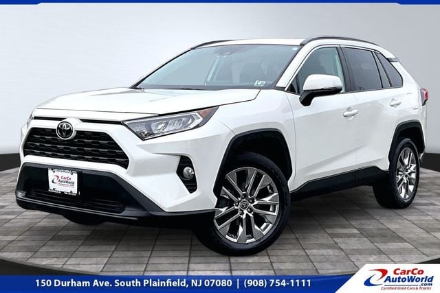 2021 Toyota RAV4 XLE Premium AWD - 23023557 - 0