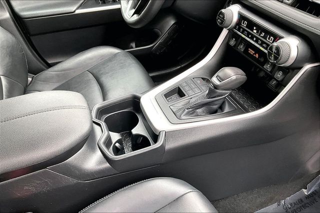 2021 Toyota RAV4 XLE Premium AWD - 23023557 - 27
