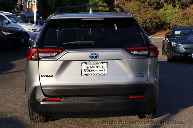 2021 Toyota RAV4 XLE Premium AWD - 23092031 - 3