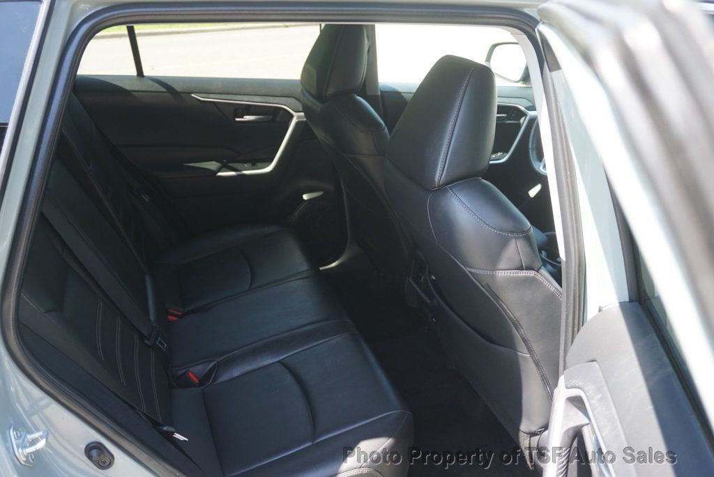 2021 Toyota RAV4 XLE Premium AWD LEATHER SUNROOF HEATED SEATS CARPLAY LOADED!!! - 23062133 - 16