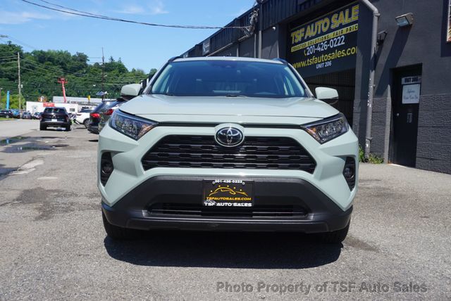2021 Toyota RAV4 XLE Premium AWD LEATHER SUNROOF HEATED SEATS CARPLAY LOADED!!! - 23062133 - 1