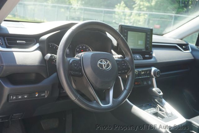 2021 Toyota RAV4 XLE Premium AWD LEATHER SUNROOF HEATED SEATS CARPLAY LOADED!!! - 23062133 - 20