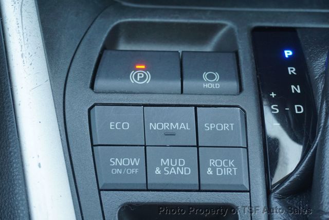 2021 Toyota RAV4 XLE Premium AWD LEATHER SUNROOF HEATED SEATS CARPLAY LOADED!!! - 23062133 - 33