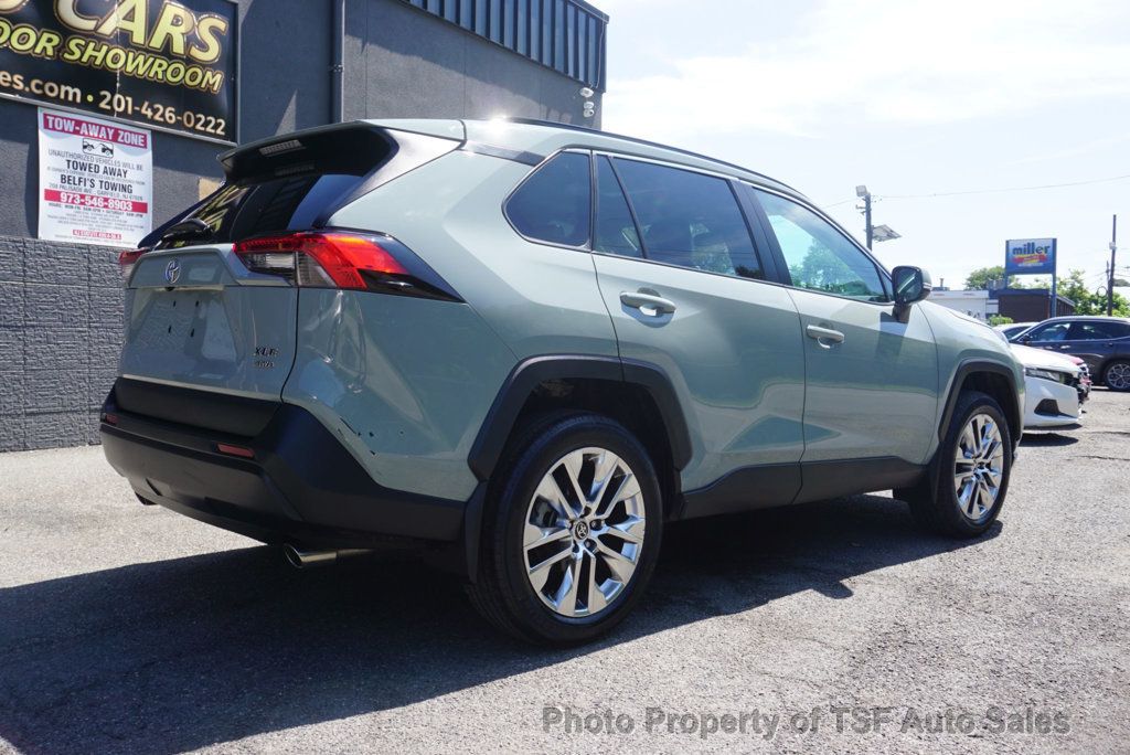 2021 Toyota RAV4 XLE Premium AWD LEATHER SUNROOF HEATED SEATS CARPLAY LOADED!!! - 23062133 - 6