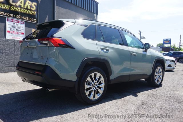 2021 Toyota RAV4 XLE Premium AWD LEATHER SUNROOF HEATED SEATS CARPLAY LOADED!!! - 23062133 - 6