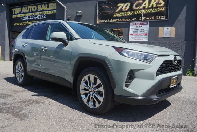 2021 Toyota RAV4 XLE Premium AWD LEATHER SUNROOF HEATED SEATS CARPLAY LOADED!!! - 23062133 - 8