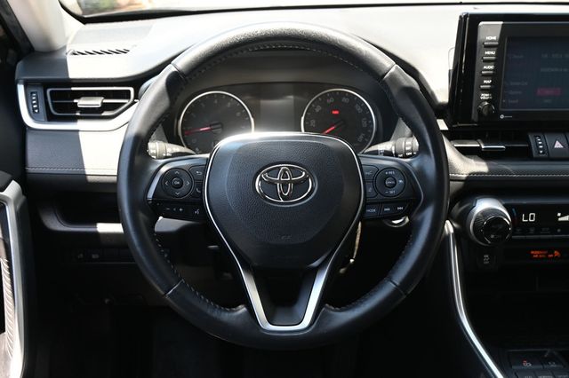 2021 Toyota RAV4 XLE Premium FWD - 23051282 - 12
