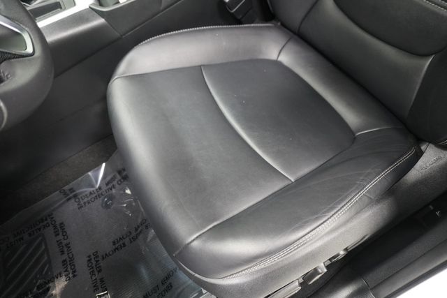 2021 Toyota RAV4 XLE Premium FWD - 23023599 - 11