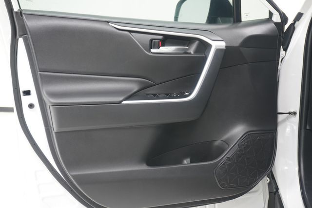 2021 Toyota RAV4 XLE Premium FWD - 23023599 - 13