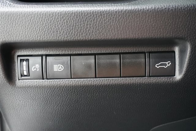 2021 Toyota RAV4 XLE Premium FWD - 23023599 - 23