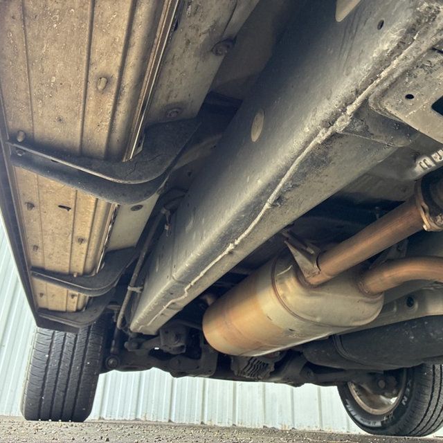 2021 Toyota Sequoia NO RUST NO RUST ! VERY CLEAN TRUCK ! CAPTIN SEATS! REAR TV - 23059479 - 12