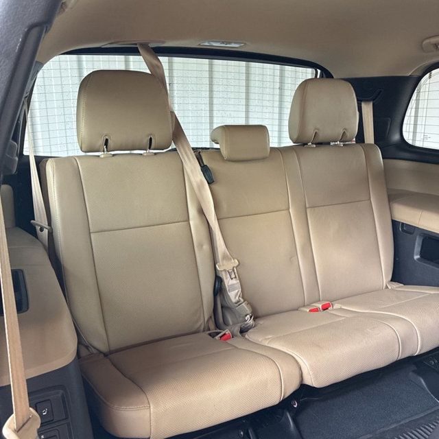 2021 Toyota Sequoia NO RUST NO RUST ! VERY CLEAN TRUCK ! CAPTIN SEATS! REAR TV - 23059479 - 25