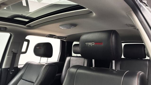 2021 Toyota Sequoia TRD Pro 4WD - 23035593 - 23