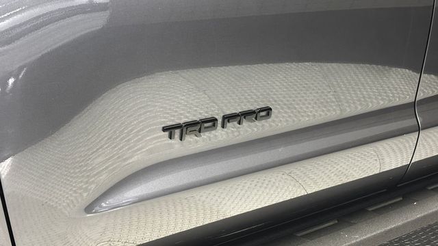 2021 Toyota Sequoia TRD Pro 4WD - 23035593 - 6