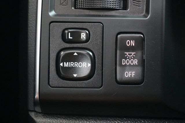 2021 Toyota Sequoia TRD Sport 4WD - 22994939 - 25