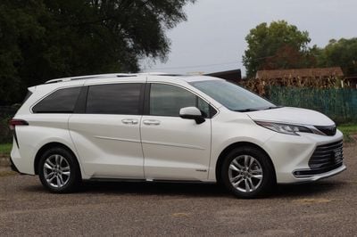 2021 Toyota Sienna