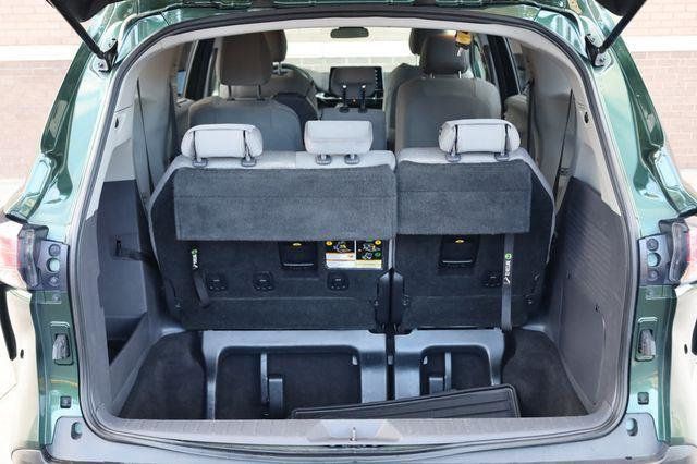 2021 Toyota Sienna Hybrid LE - 23018050 - 10