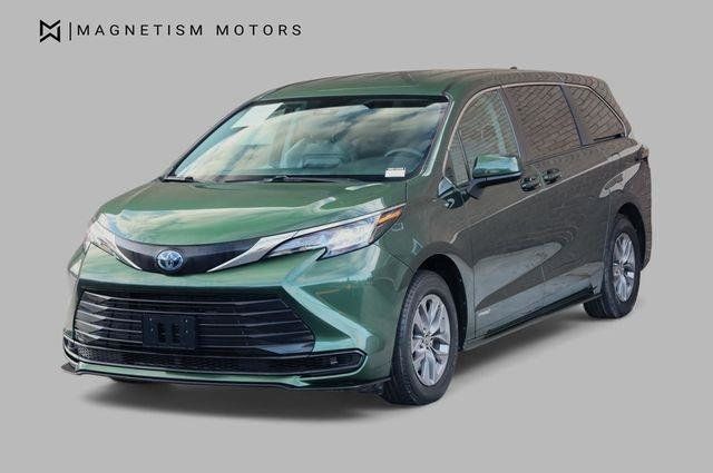 2021 Toyota Sienna Hybrid LE - 23018050 - 3