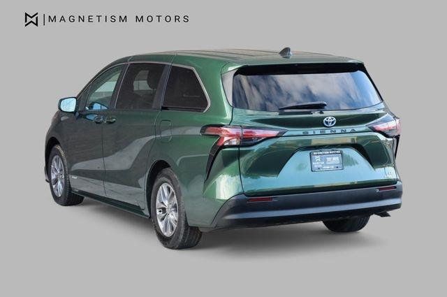 2021 Toyota Sienna Hybrid LE - 23018050 - 6