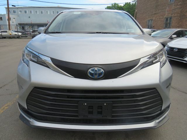 2021 Toyota Sienna LE AWD 8-Passenger - 23033727 - 1