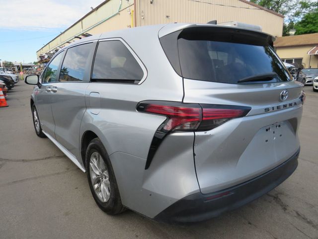 2021 Toyota Sienna LE AWD 8-Passenger - 23033727 - 6