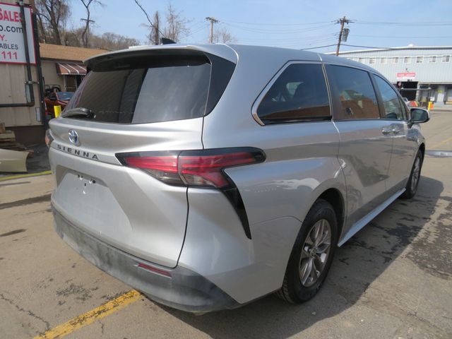 2021 Toyota Sienna LE AWD 8-Passenger(clear title) - 23008199 - 4