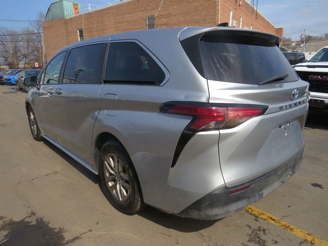 2021 Toyota Sienna LE AWD 8-Passenger(clear title) - 23008199 - 6
