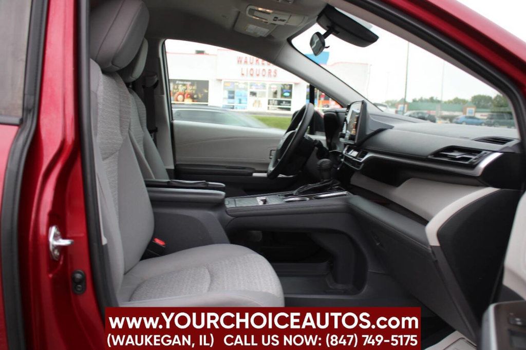 2021 Toyota Sienna LE FWD 8-Passenger - 22909493 - 14