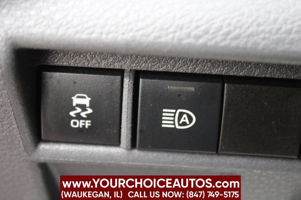 2021 Toyota Sienna LE FWD 8-Passenger - 22909493 - 28