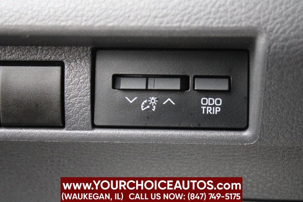 2021 Toyota Sienna LE FWD 8-Passenger - 22909493 - 29