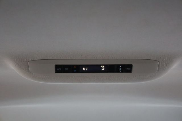 2021 Toyota Sienna LE FWD 8-Passenger - 22947448 - 28