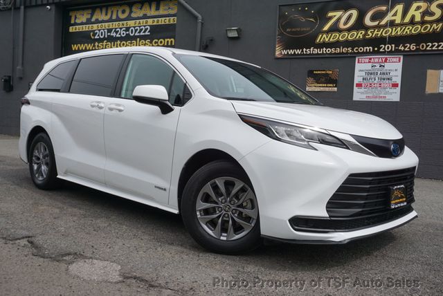 2021 Toyota Sienna LE FWD 8-Passenger - 23019795 - 0