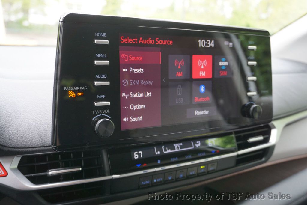 2021 Toyota Sienna LE FWD 8-Passenger - 23019795 - 26