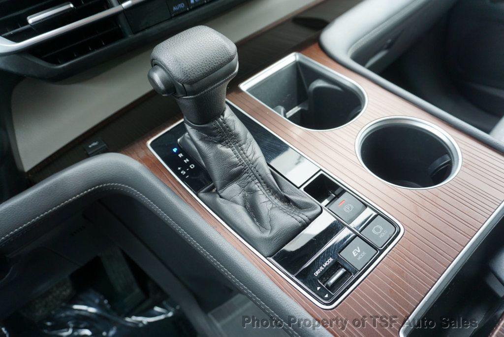 2021 Toyota Sienna LE FWD 8-Passenger - 23019795 - 28