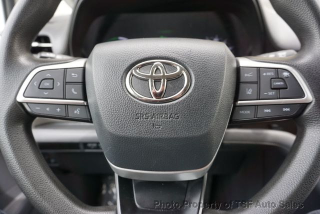 2021 Toyota Sienna LE FWD 8-Passenger - 23019795 - 29