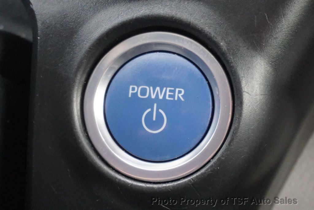 2021 Toyota Sienna LE FWD 8-Passenger - 23019795 - 32