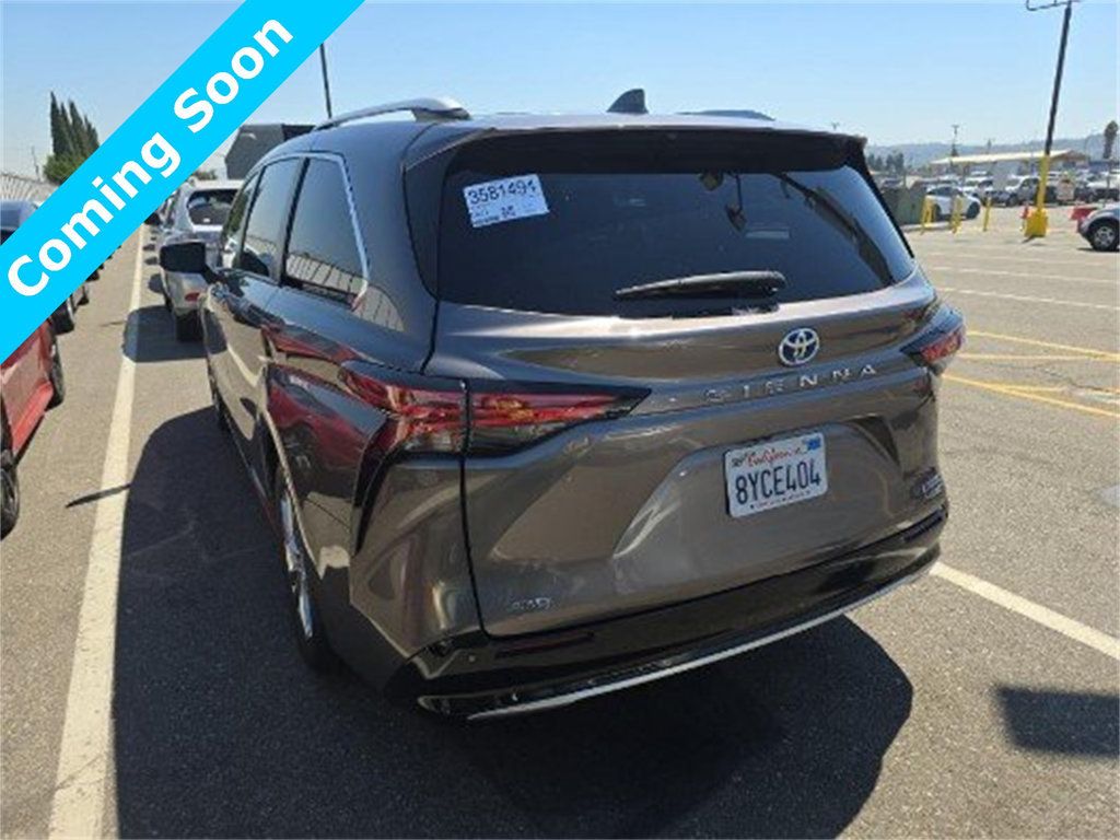 2021 Toyota Sienna Limited AWD 7-Passenger - 22595118 - 2