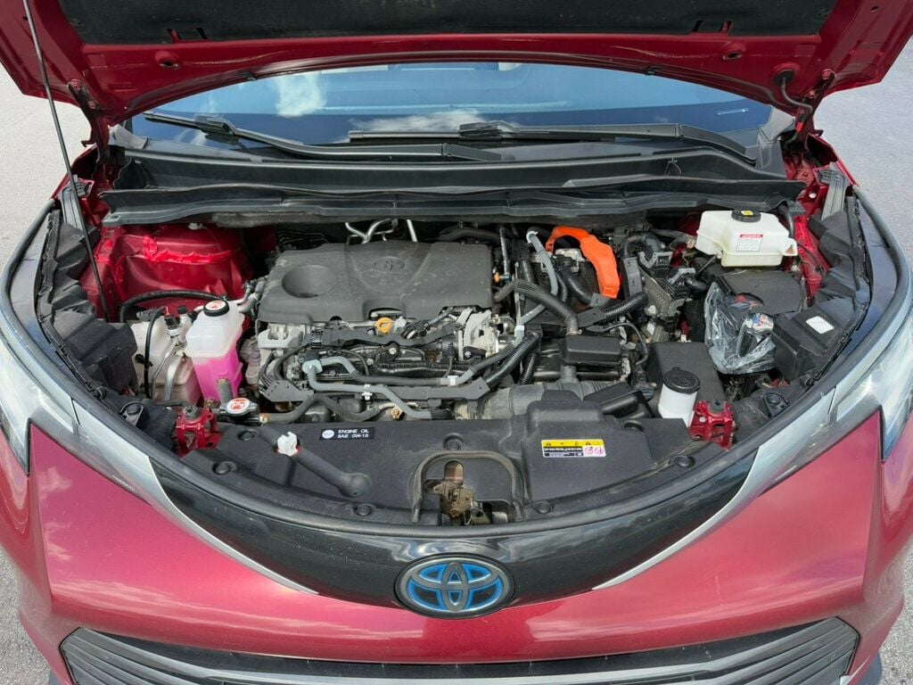 2021 Toyota Sienna Limited photo 44
