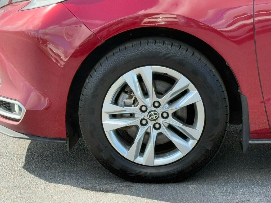 2021 Toyota Sienna Limited photo 45