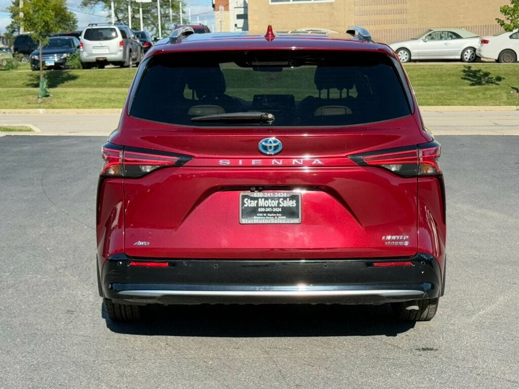2021 Toyota Sienna Limited photo 6