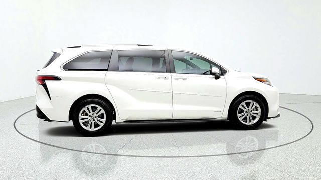 2021 Toyota Sienna Platinum AWD 7-Seater - 23091681 - 3