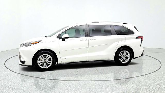 2021 Toyota Sienna Platinum AWD 7-Seater - 23091681 - 7